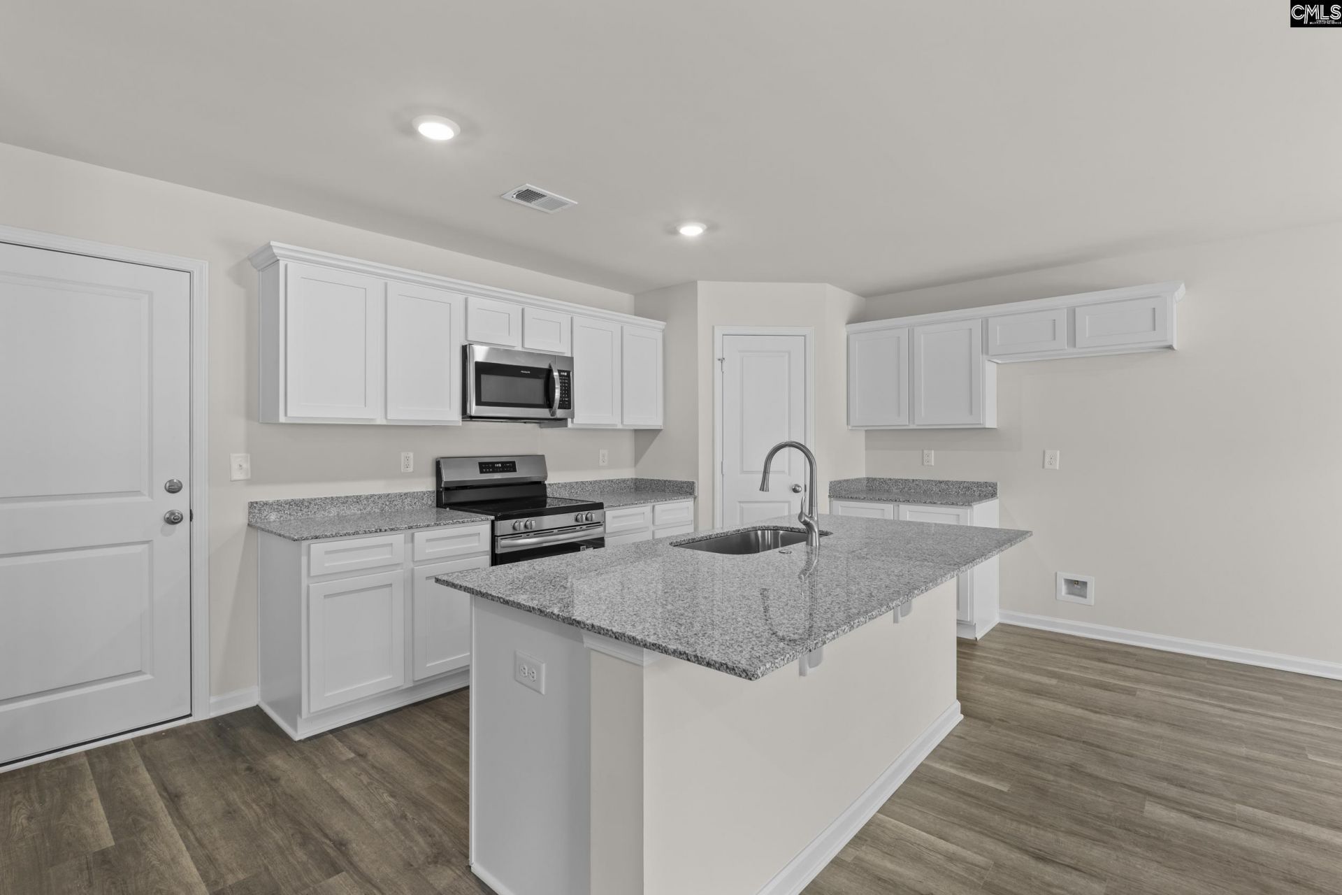 606 Corkscrew Lane  Photo 5
