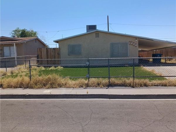 1429 Chestnut Street, Henderson, NV 89011