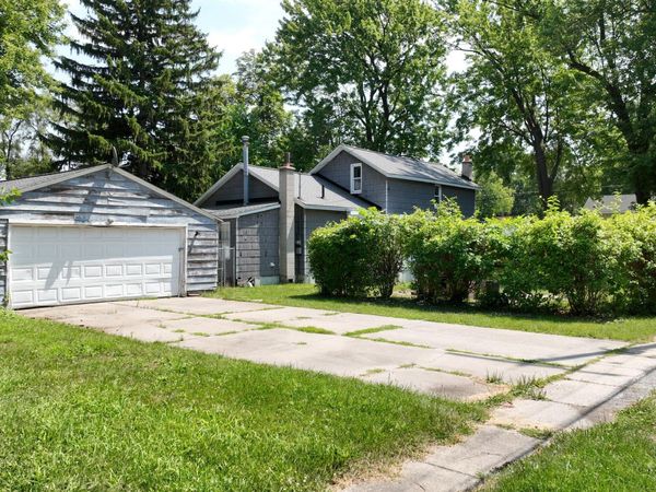 400 Shattuck Road, Saginaw, MI 48604