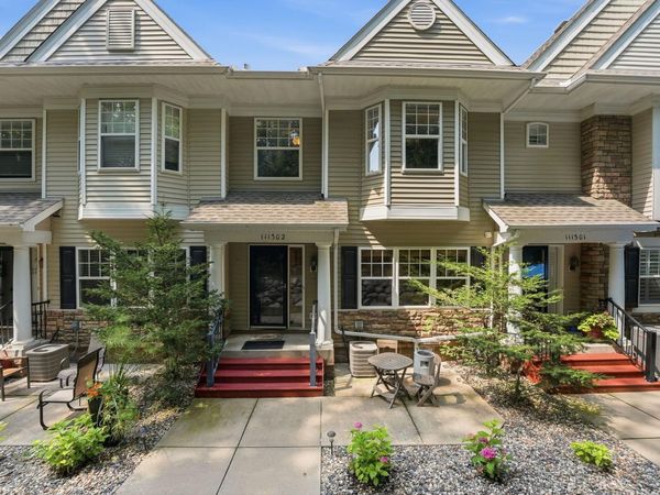 111302 Village Road, Unit 2, Chaska, MN 55318