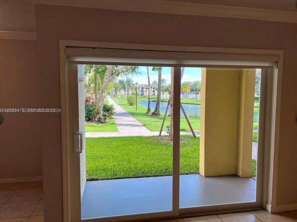 2600 S University Dr , Unit 114, Davie, FL 33328