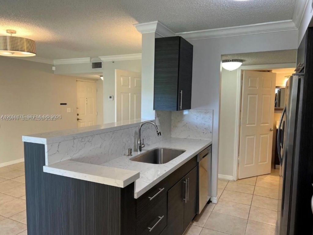 2600 S University Dr, Unit 114, Davie, FL 33328 Photo