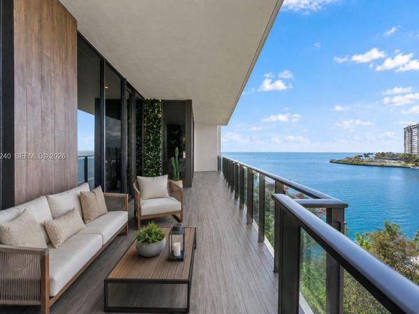 3581 E Glencoe St, Unit 505, Miami, FL 33133