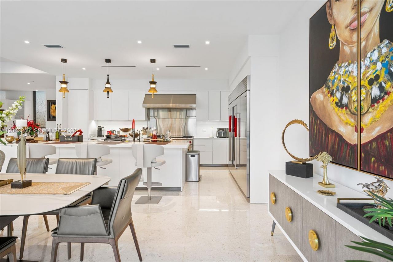 3581 E Glencoe St, Unit 505, Miami, FL 33133 Photo