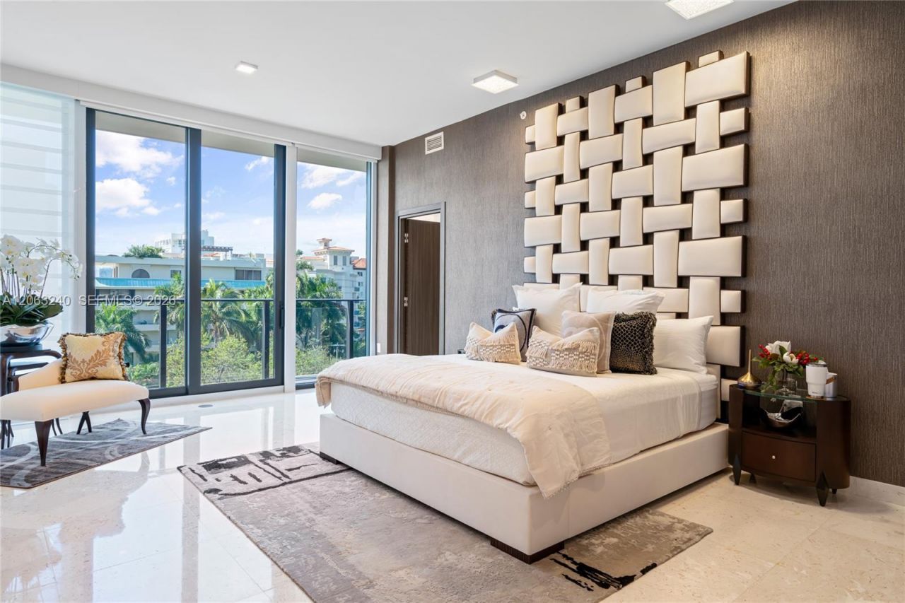 3581 E Glencoe St, Unit 505, Miami, FL 33133 Photo