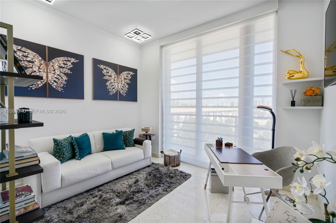 3581 E Glencoe St, Unit 505, Miami, FL 33133 Photo