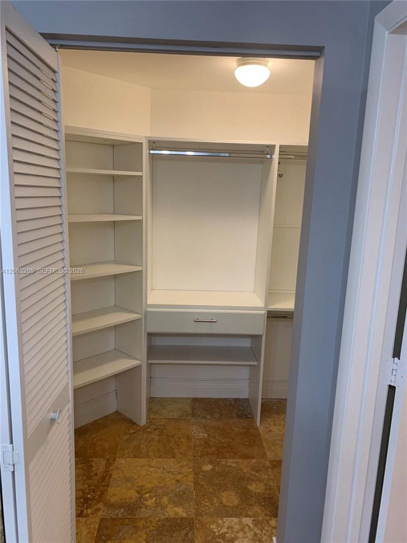 7280 SW 90th St, Unit 504, Miami, FL 33156 Photo