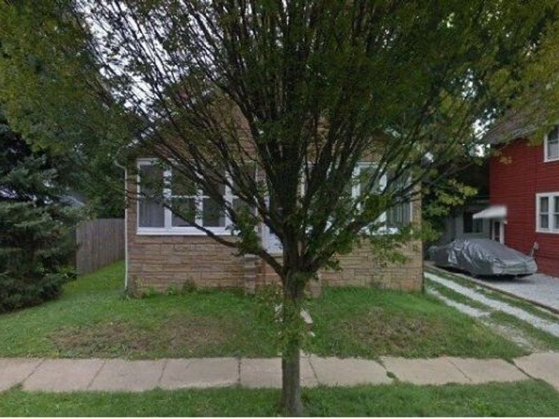 2235 SW 24th Street SW, Akron, OH 44314 Photo 1