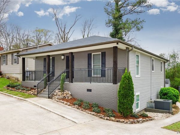 1626 17th Avenue E , Tuscaloosa, AL 35404