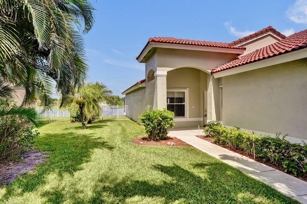 5886 Las Colinas Circle, Lake Worth, FL 33463 Photo