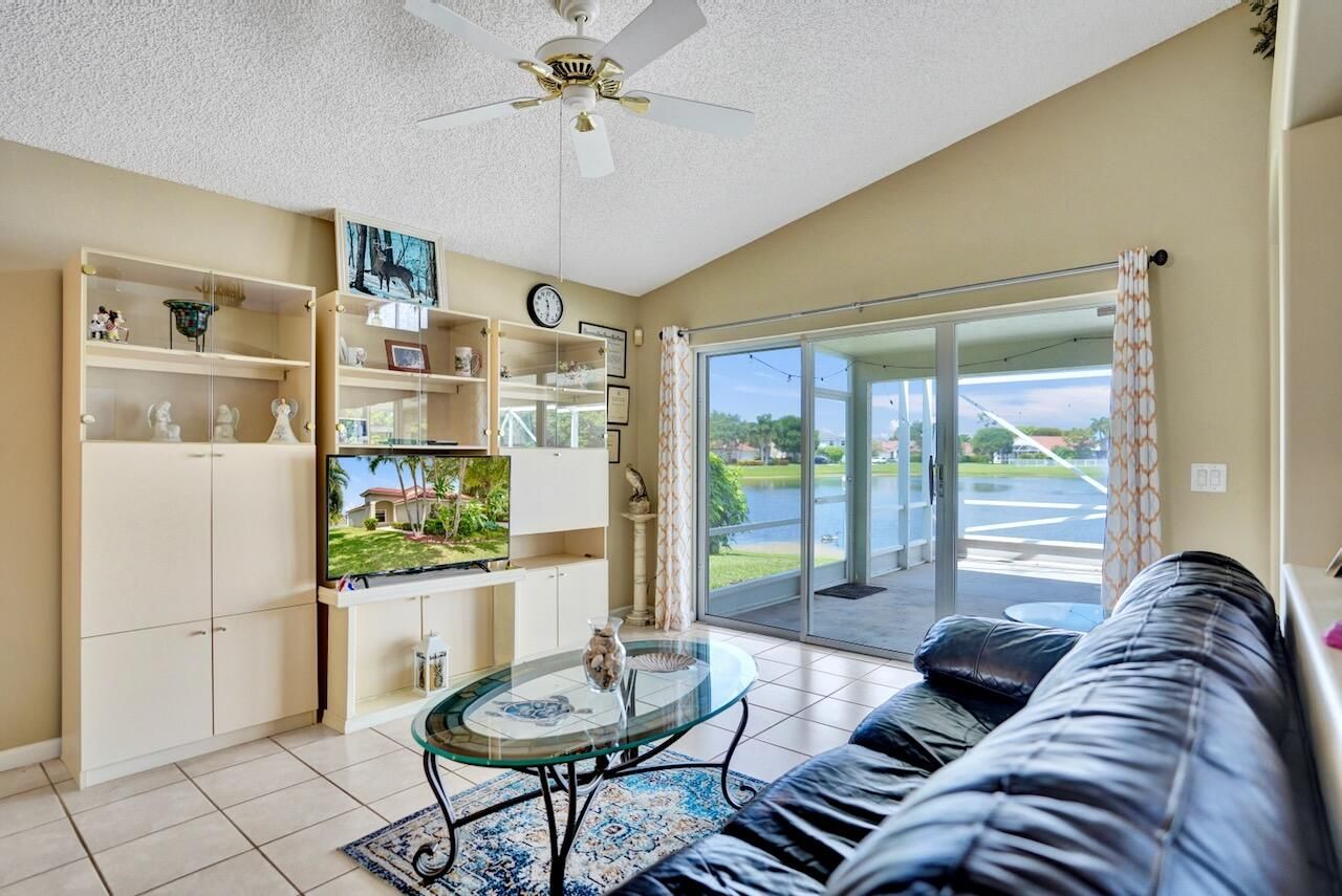 5886 Las Colinas Circle, Lake Worth, FL 33463 Photo