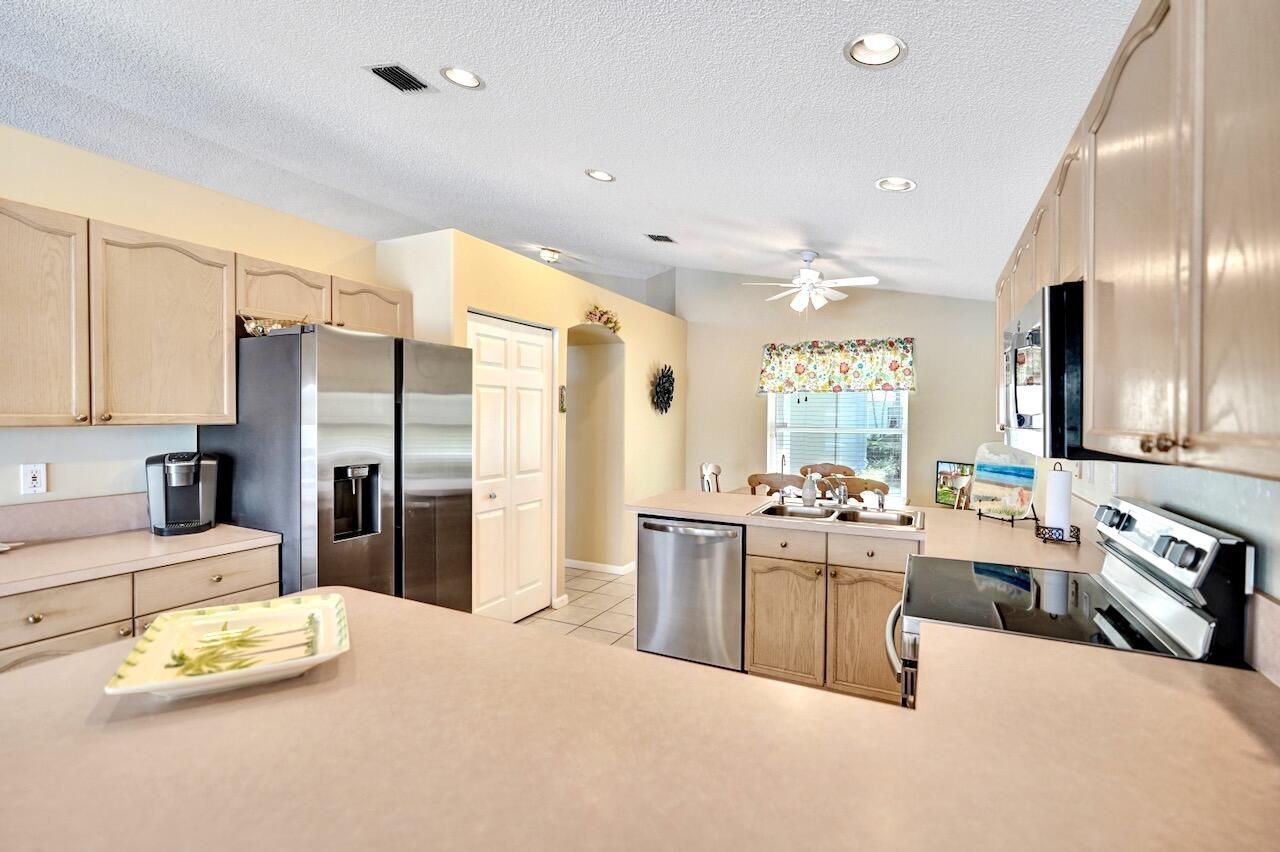 5886 Las Colinas Circle, Lake Worth, FL 33463 Photo