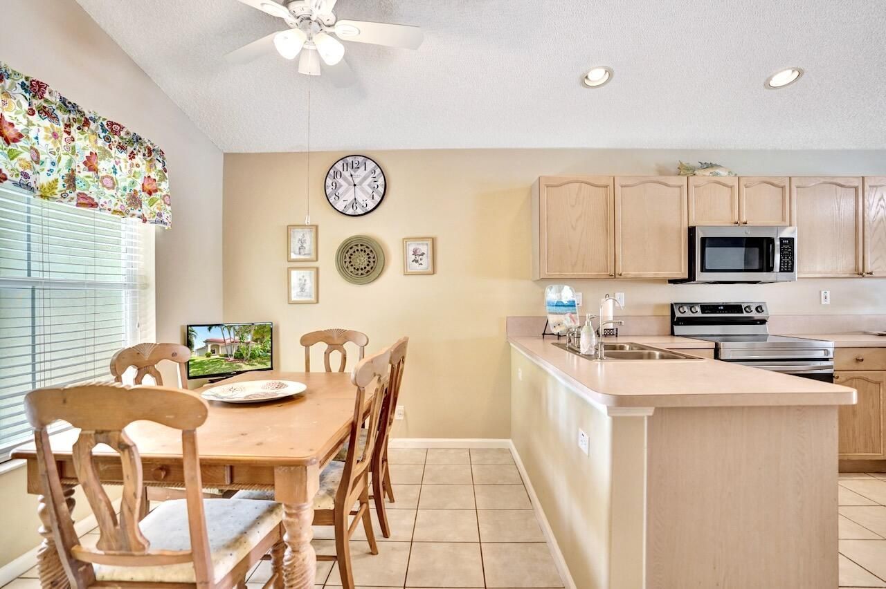 5886 Las Colinas Circle, Lake Worth, FL 33463 Photo