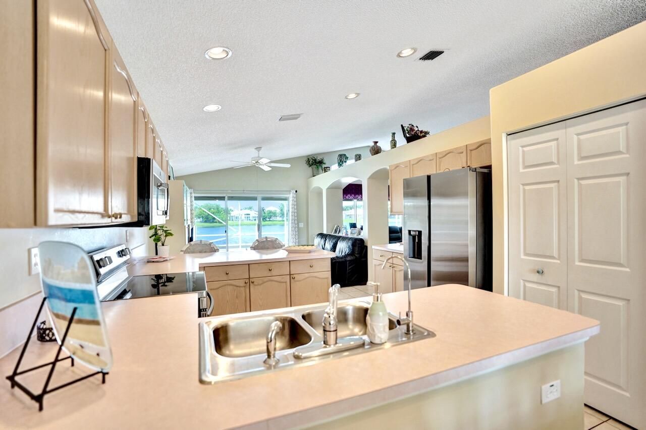 5886 Las Colinas Circle, Lake Worth, FL 33463 Photo