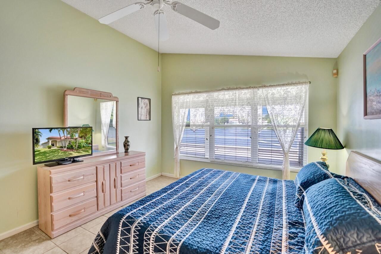 5886 Las Colinas Circle, Lake Worth, FL 33463 Photo