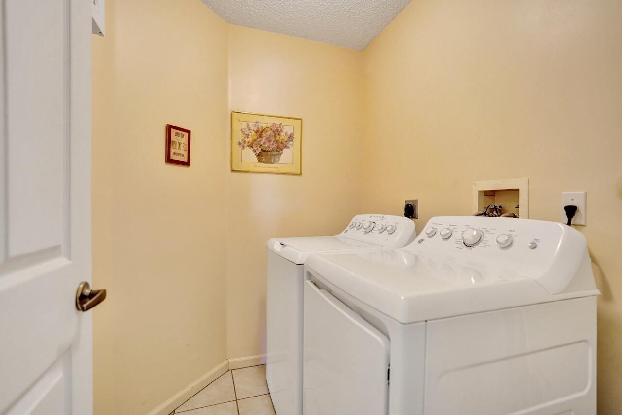 5886 Las Colinas Circle, Lake Worth, FL 33463 Photo