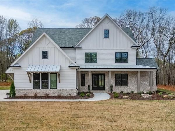 128 Ivey Trace Court , Pendergrass, GA 30567