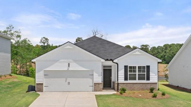 156 Kennelsman Drive, Griffin, GA 30224 Main Photo