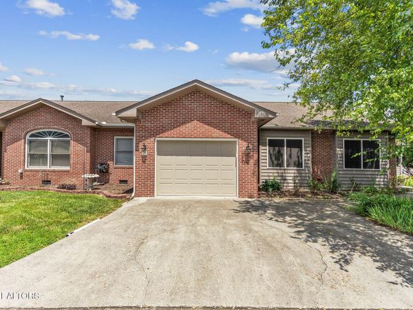 21 Rivers Court, Oak Ridge, TN 37830