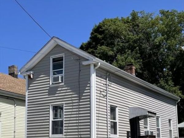 12 Webb St, Salem, MA 01970
