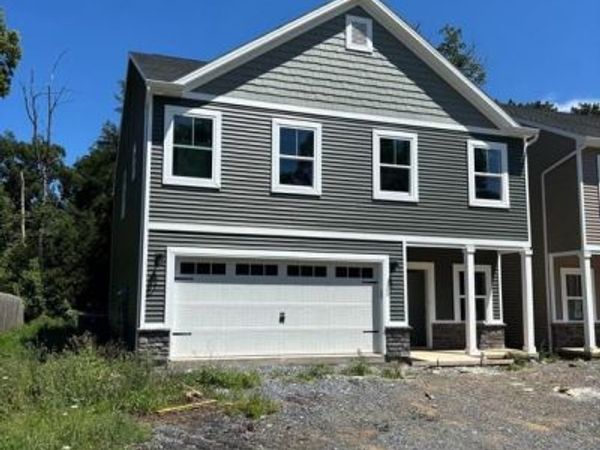 1077 DIANNE DRIVE, WAYNESBORO, PA 17268