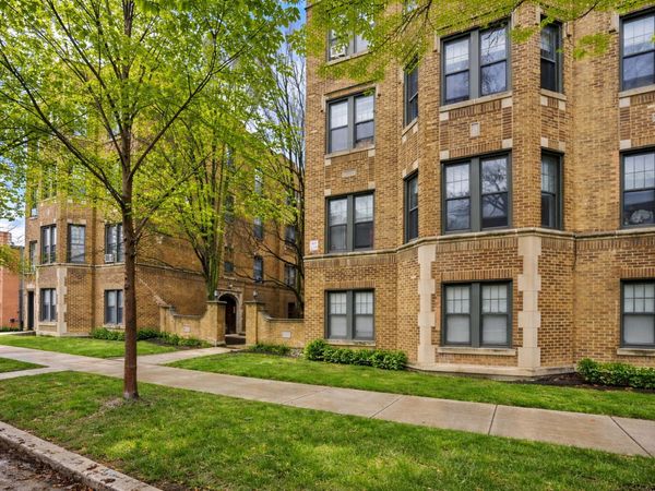 3610 N Claremont Avenue , Unit M3, Chicago, IL 60618