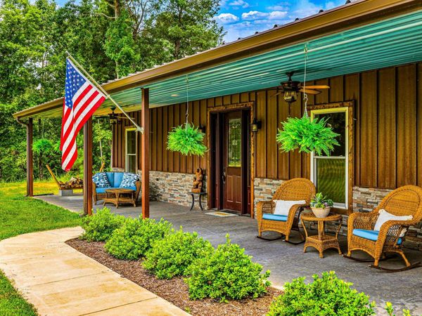 350 HAMILTON RD, Springville, TN 38256