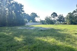 1096 Beehive Road photo 4