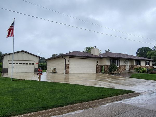 1424 Clinton Street, Boone, IA 50036
