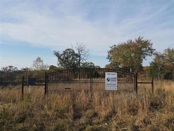 323 323 Brooken Mountain Rd. Road, Stigler, OK 74462