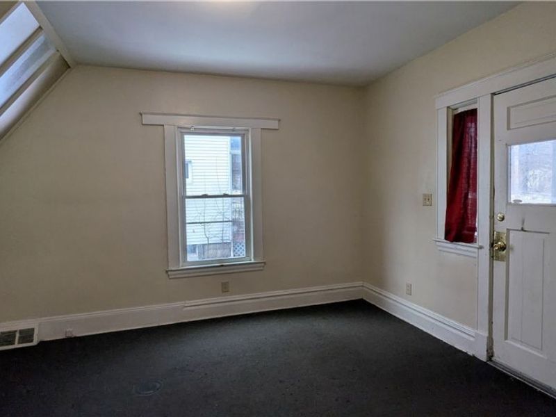 826 Michigan, Youngstown, OH 44505 Photo 18