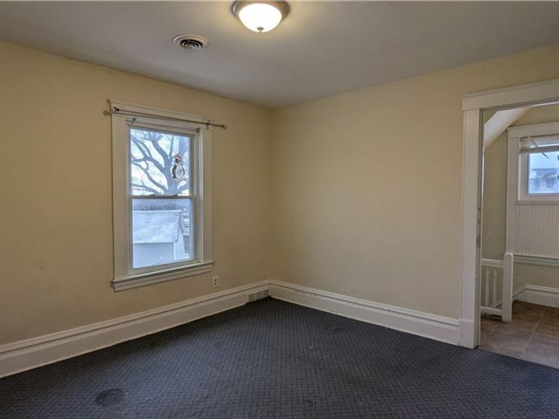 826 Michigan, Youngstown, OH 44505 Photo 5