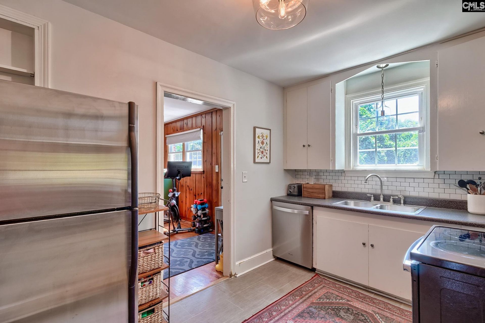 2800 Lincoln Street Photo 13
