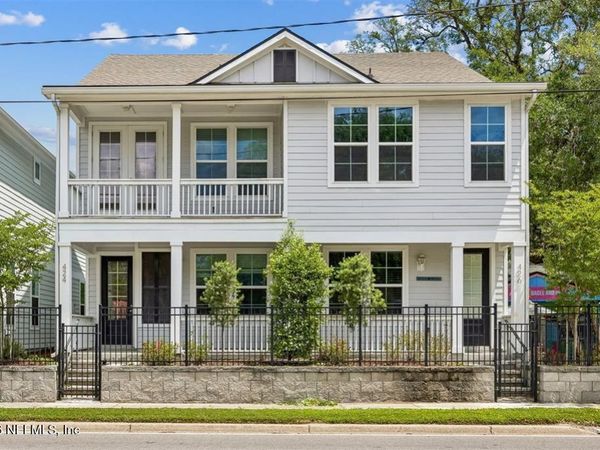 418 S 8TH Street, Fernandina Beach, FL 32034