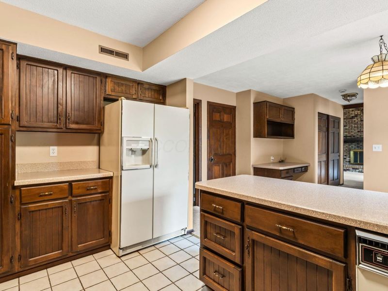 670 Carriage Court, Newark, OH 43055 Photo 13