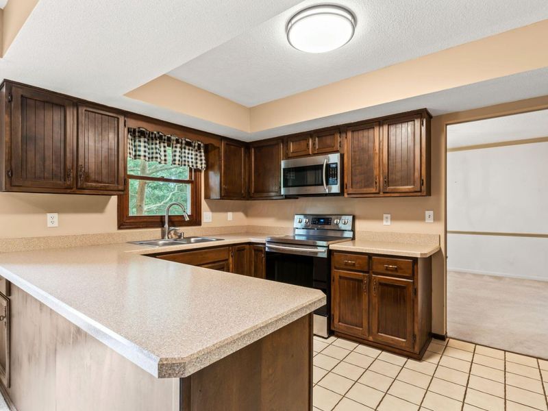 670 Carriage Court, Newark, OH 43055 Photo 14