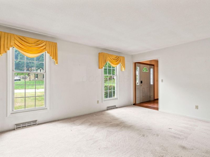670 Carriage Court, Newark, OH 43055 Photo 18
