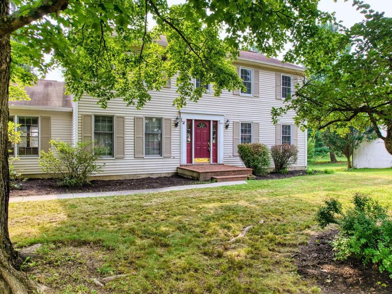 670 Carriage Court, Newark, OH 43055 Photo 3