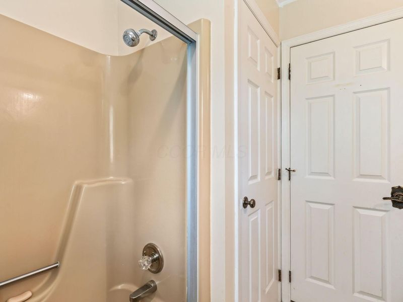 670 Carriage Court, Newark, OH 43055 Photo 38