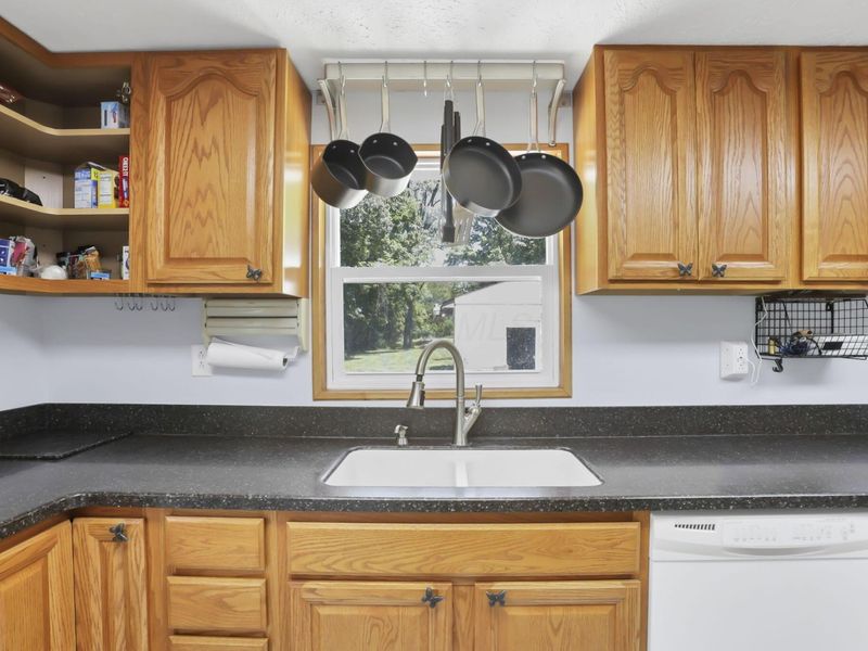 3738 Alkire Road , Grove City, OH 43123 Photo 6
