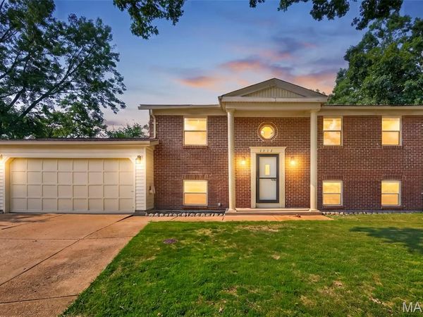 1312 Twin Trails Court, Fenton, MO 63026