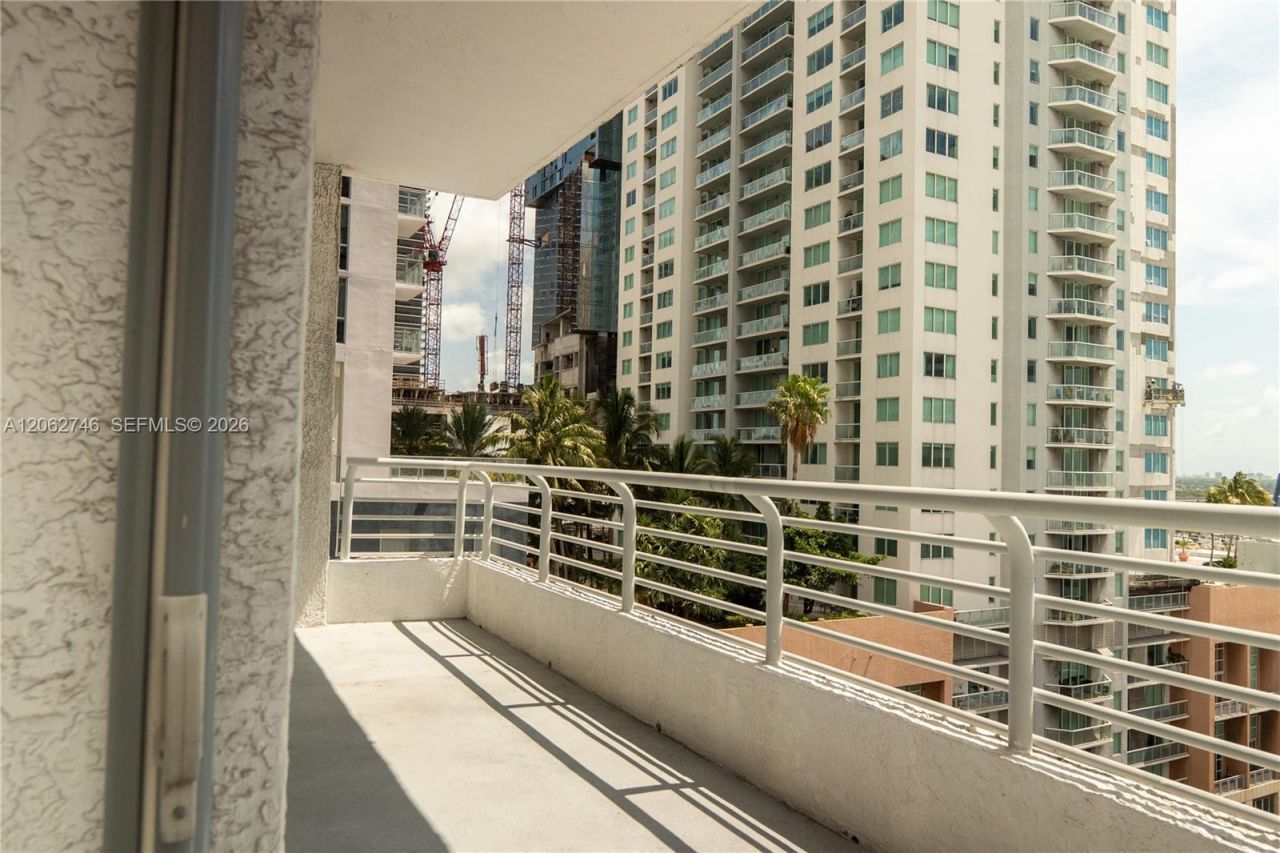 133 NE 2nd Ave , Unit 1202, Miami, FL 33132 Photo