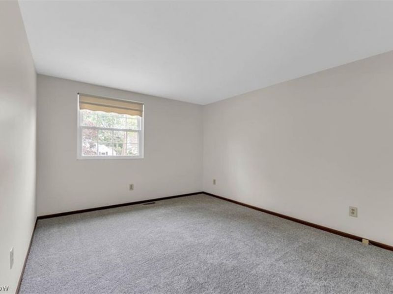 47 Southwick Drive, Bedford, OH 44146 Photo 19