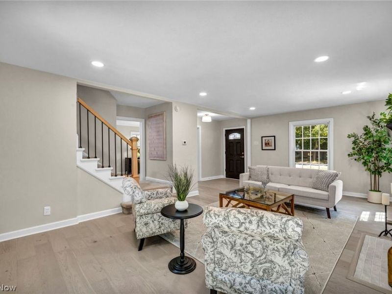 2448 Charney Road, University Heights, OH 44118 Photo 5