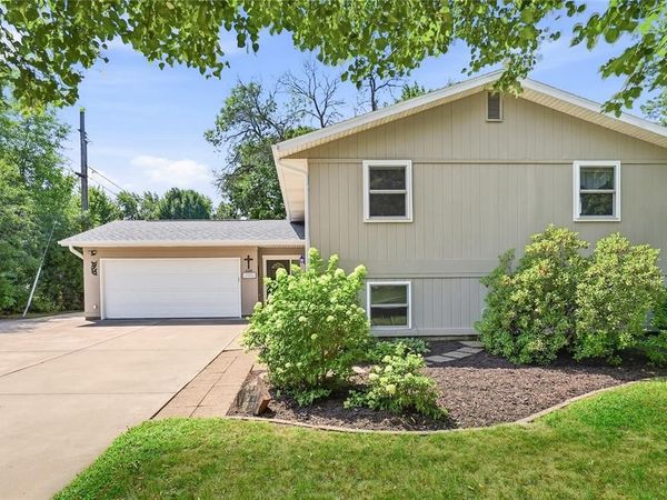 1105 Barry Avenue, Eau Claire, WI 54701