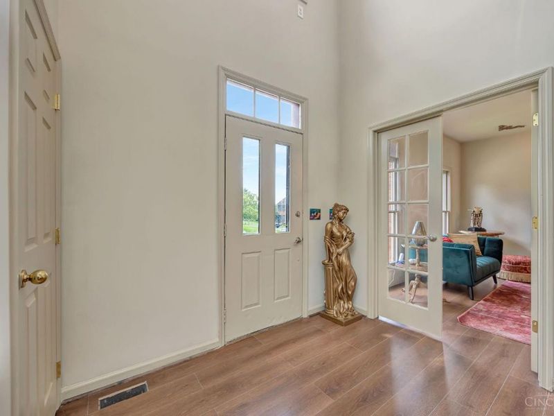 11725 Darbyshire Court, Symmes Township, OH 45140 Photo 4