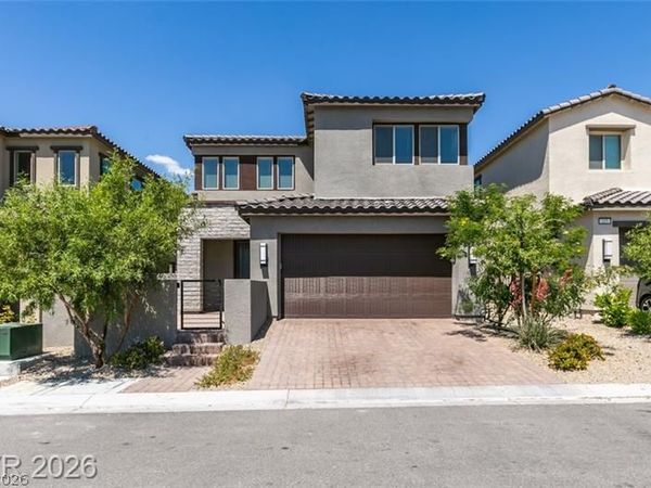 109 Medianoche Street , Las Vegas, NV 89138