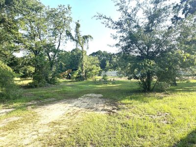 1076 Beehive Road, Mount Pleasant, SC 29429