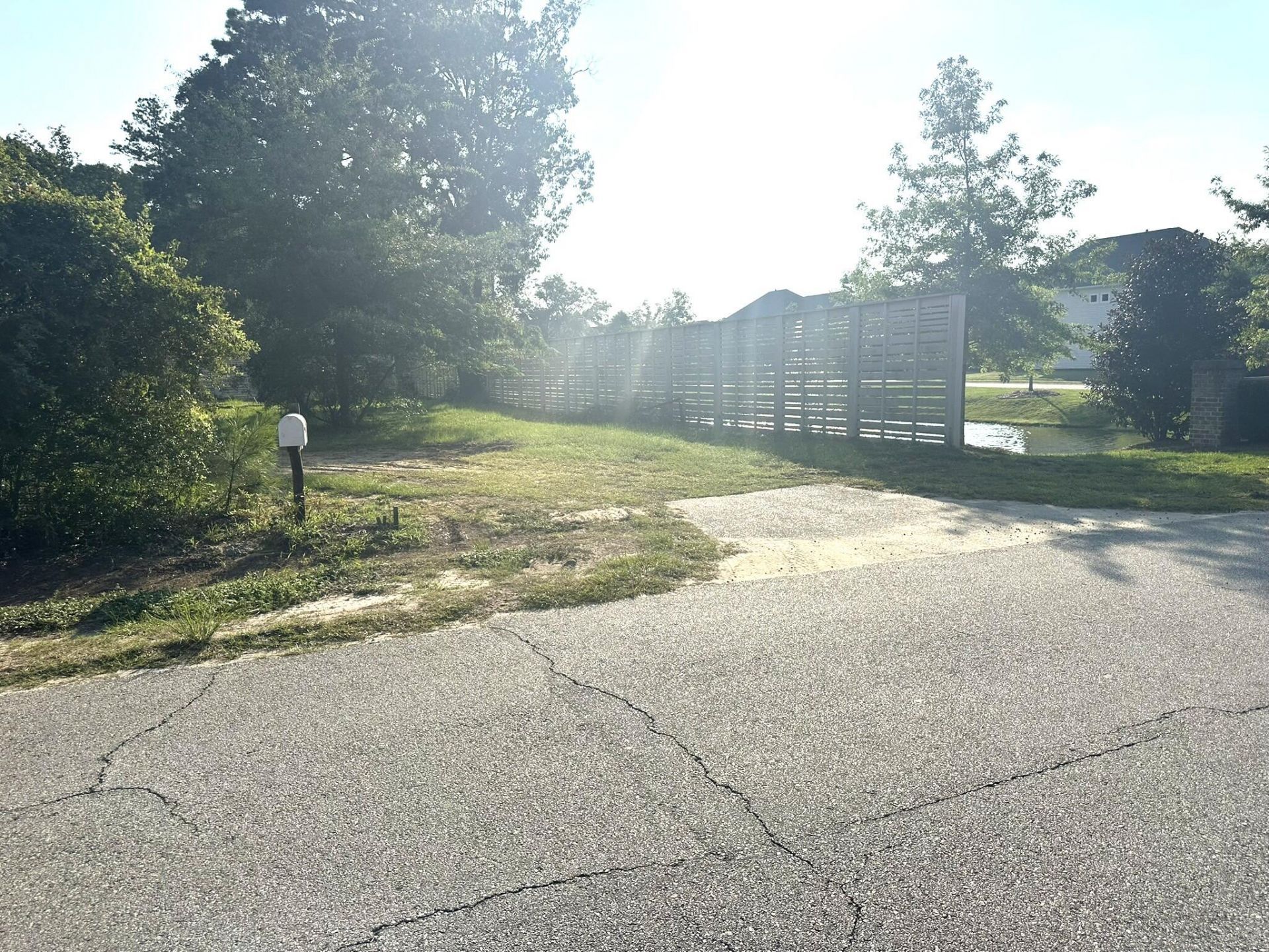 1076 Beehive Road Photo 14