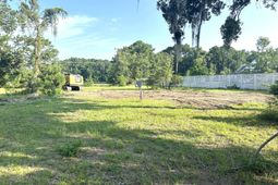 1076 Beehive Road photo 4